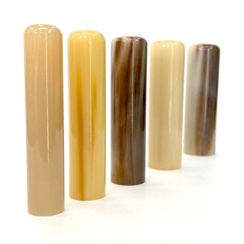 開運印鑑】色水牛個人実印18mm丸（姓名彫刻） | 徳美堂印舗オンライン