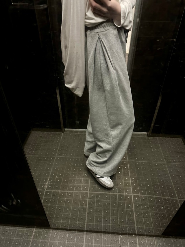 【attrayant】Side Tuck Sweat Pants