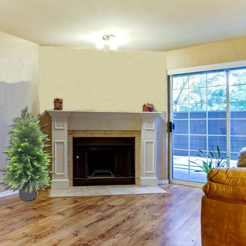 造花 杉 松 ヒノキ 人工植物 フェイクグリーン 91.44 cm リビング オフィス 家の装飾