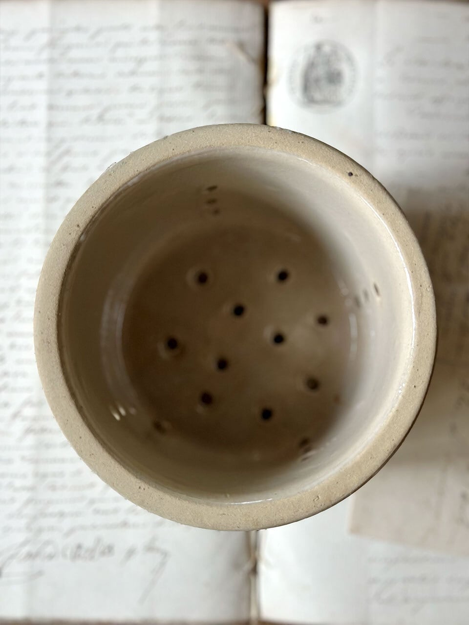 フロマージュ用水切りポット 陶器の入れ物 チーズ | Brocante de La