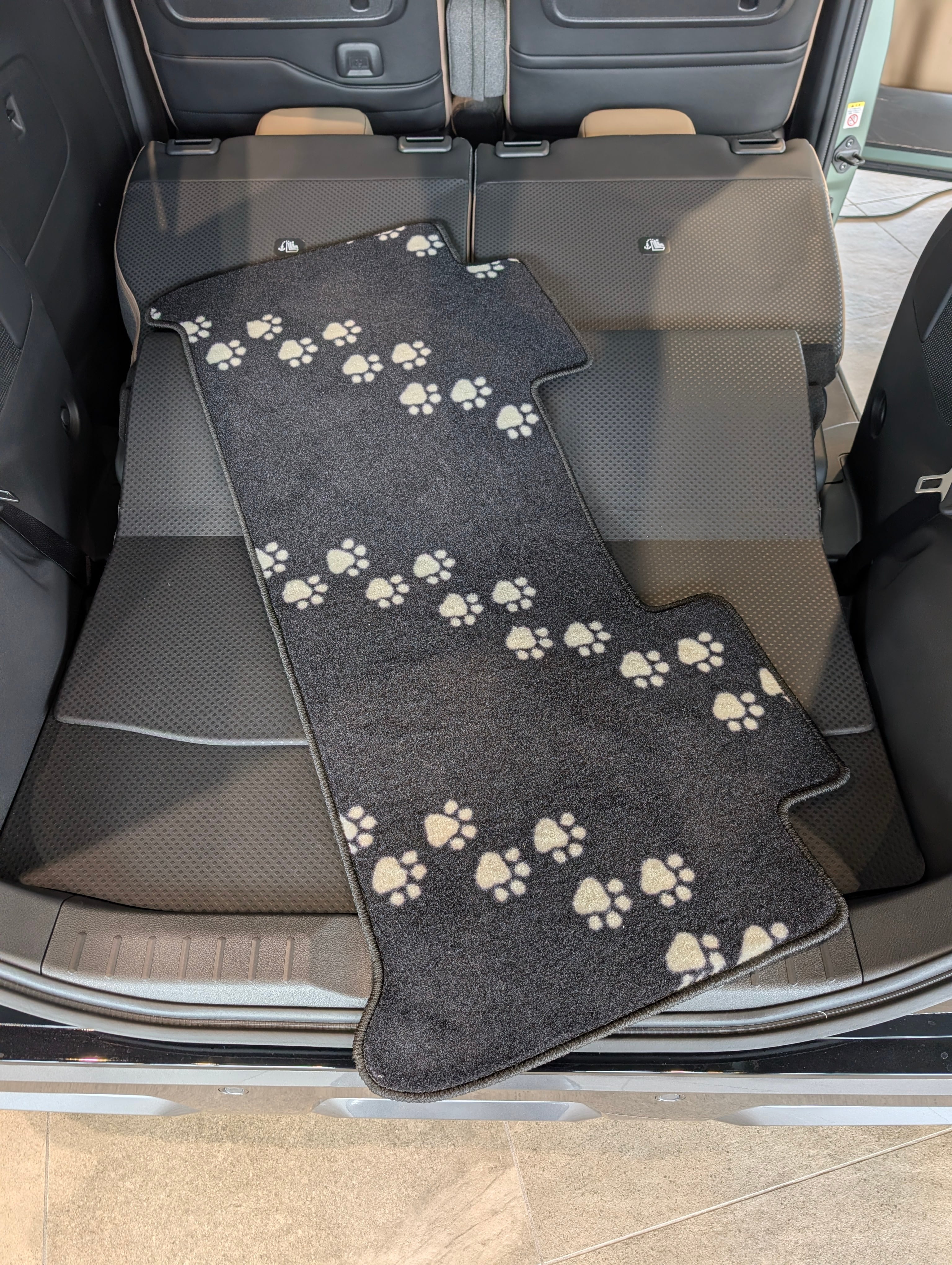 MDF 超新型デリカミニ専用 フットデザインフロアマットセット