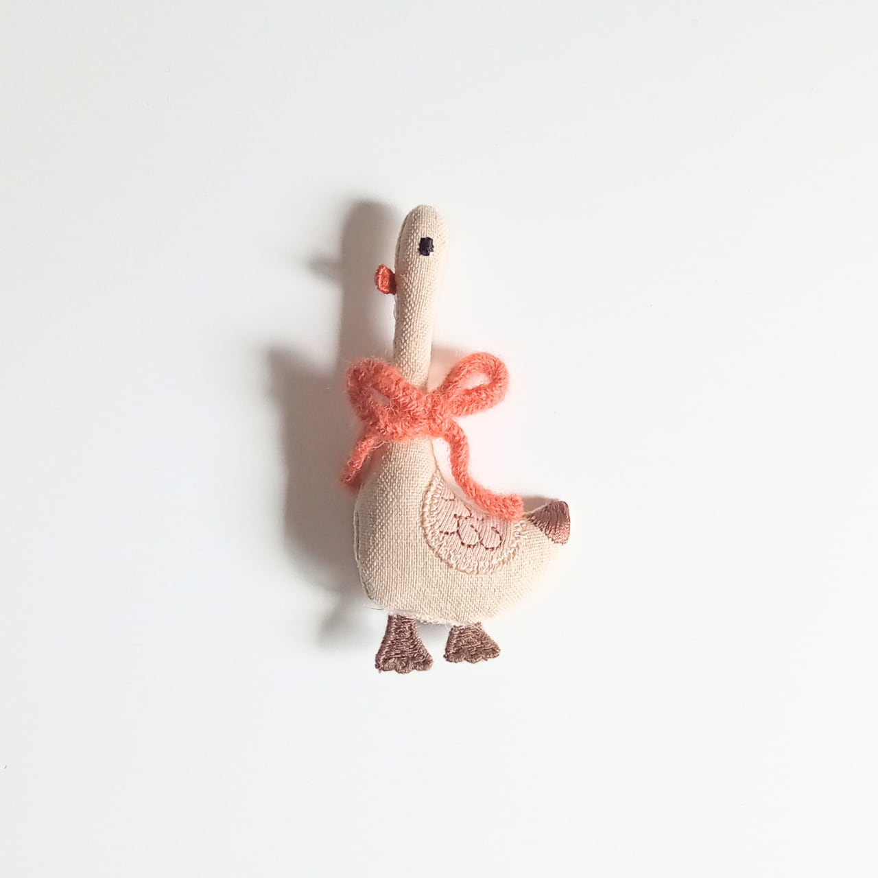 【closet meii】刺繍アニマル ブローチ｜ウサギ・ゾウ・ヒツジ・アヒル