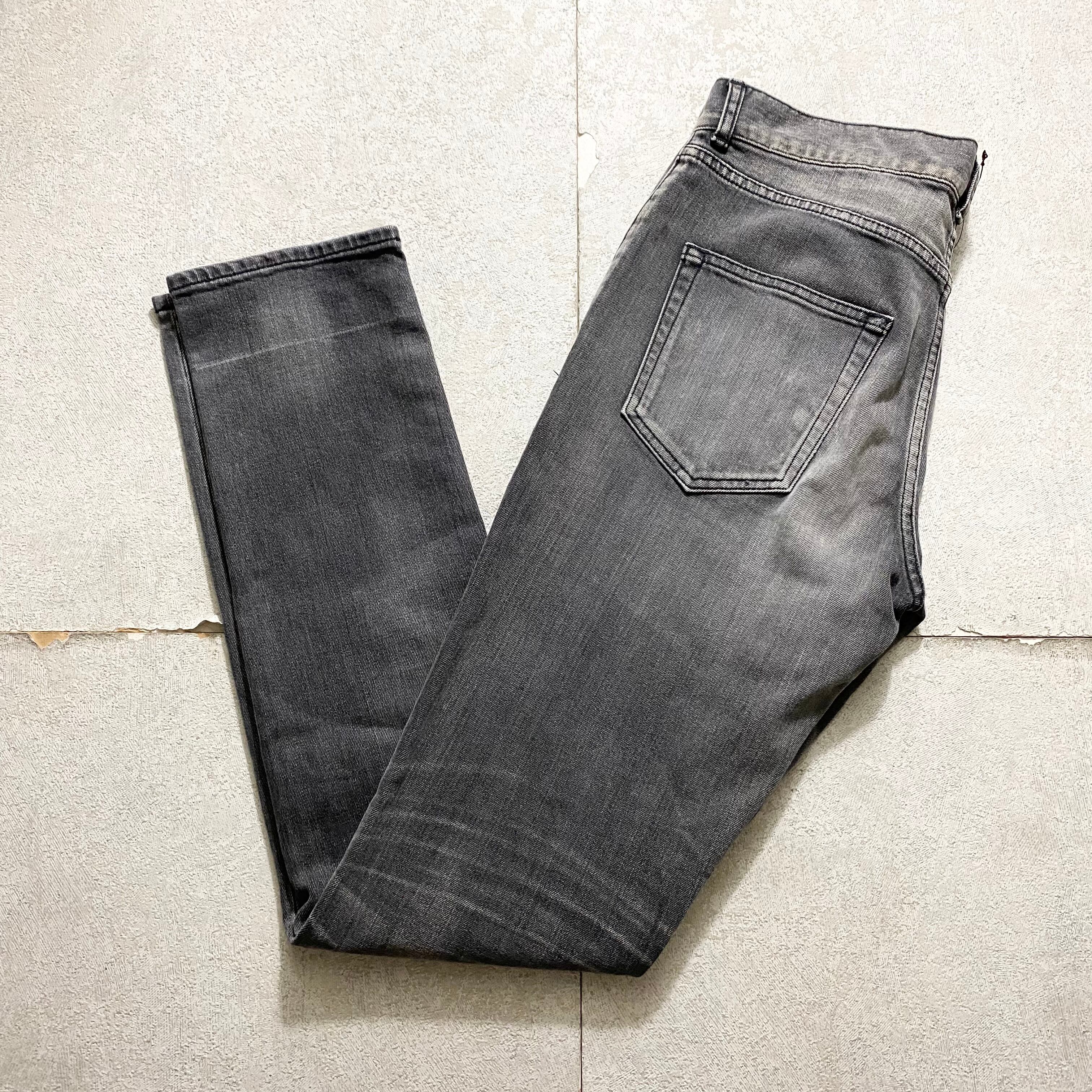 SAINT LAURENT PARIS fade black denim skinny pants | NOIR ONLINE