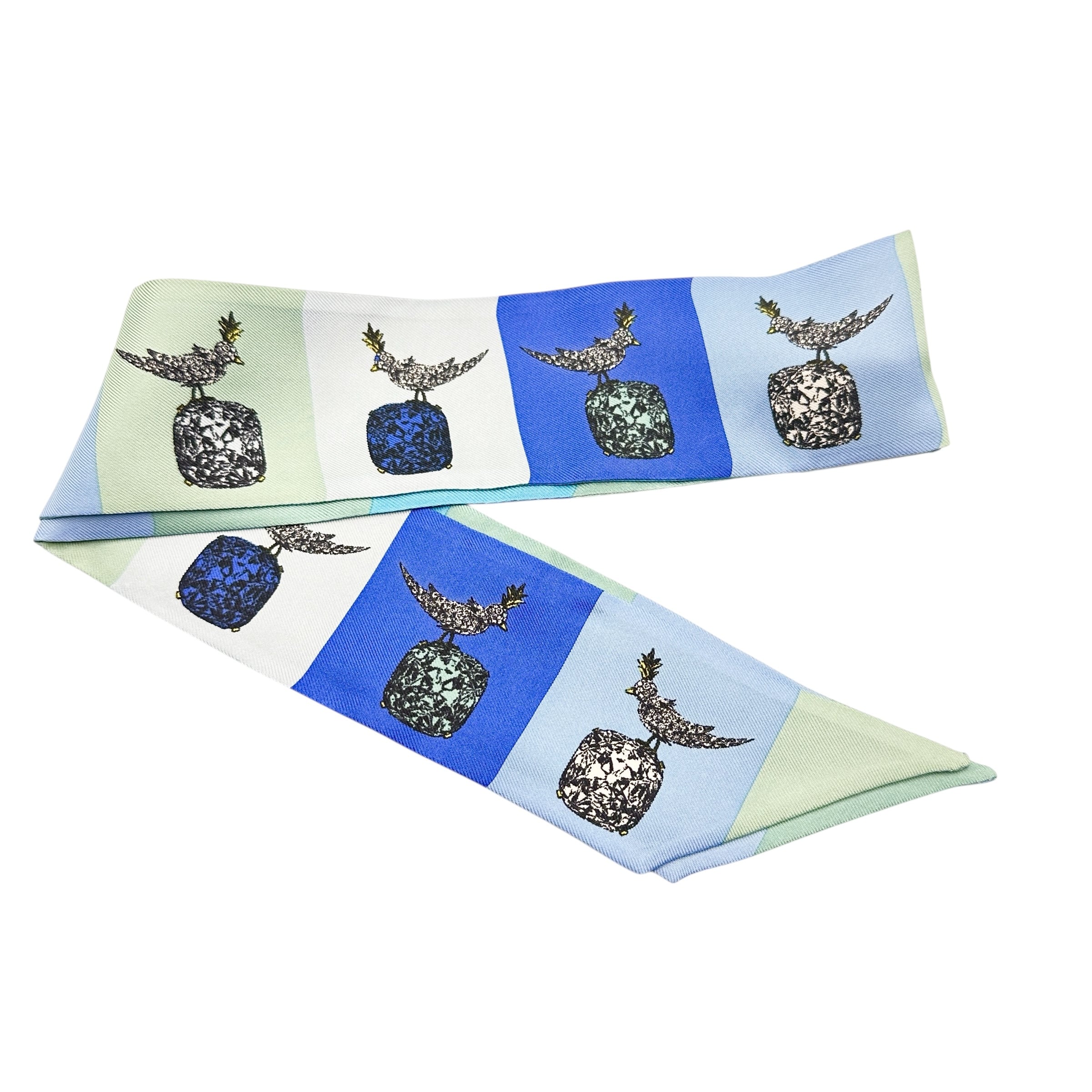 TIFFANY & Co. ティファニー バード オン ア ロック リボン スカーフ 26007-202601