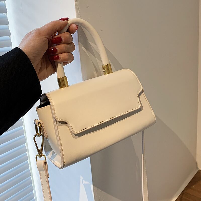 レッドスタイルサマー 夏物 スクウェア メッセンジャーバッグ Tiancai_Wing_Bag92987774144