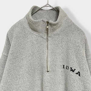 【EXIST】カレッジ アイオワ大学 IOWA 刺繍ロゴ ハーフジップ スウェット プルオーバー ワンポイント 天竺編み MEDIUM US古着