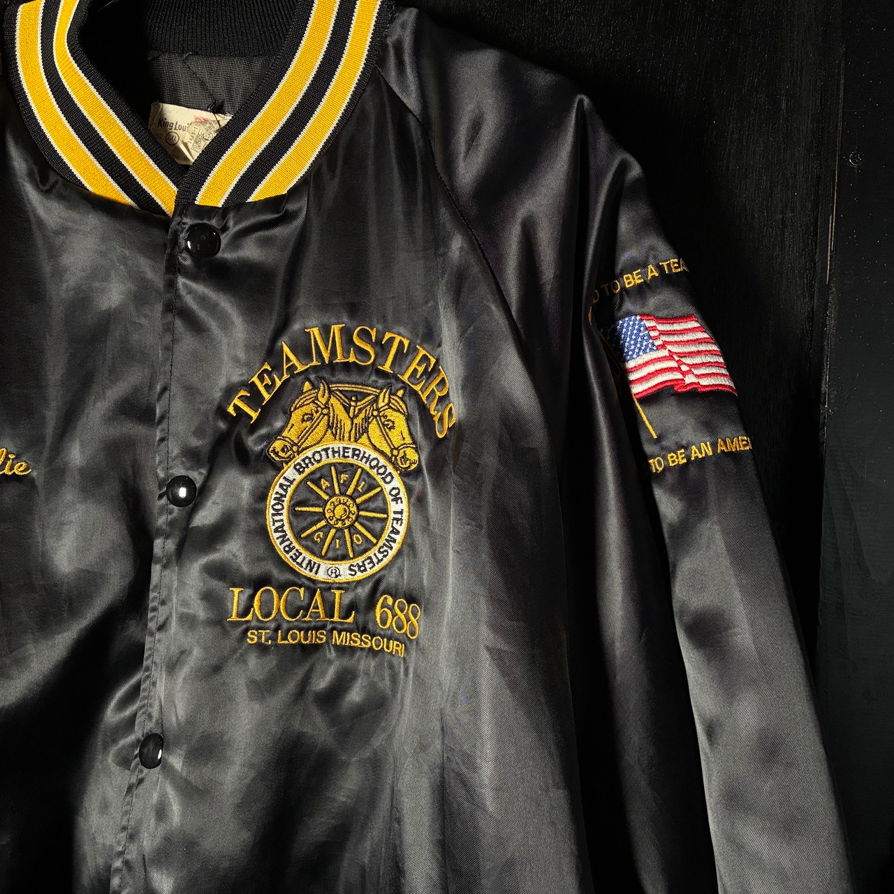 70s〜80s USA製 King Louie × TEAMSTERS 黒×イエローリアルワーク ナイロンサテンスタジャン