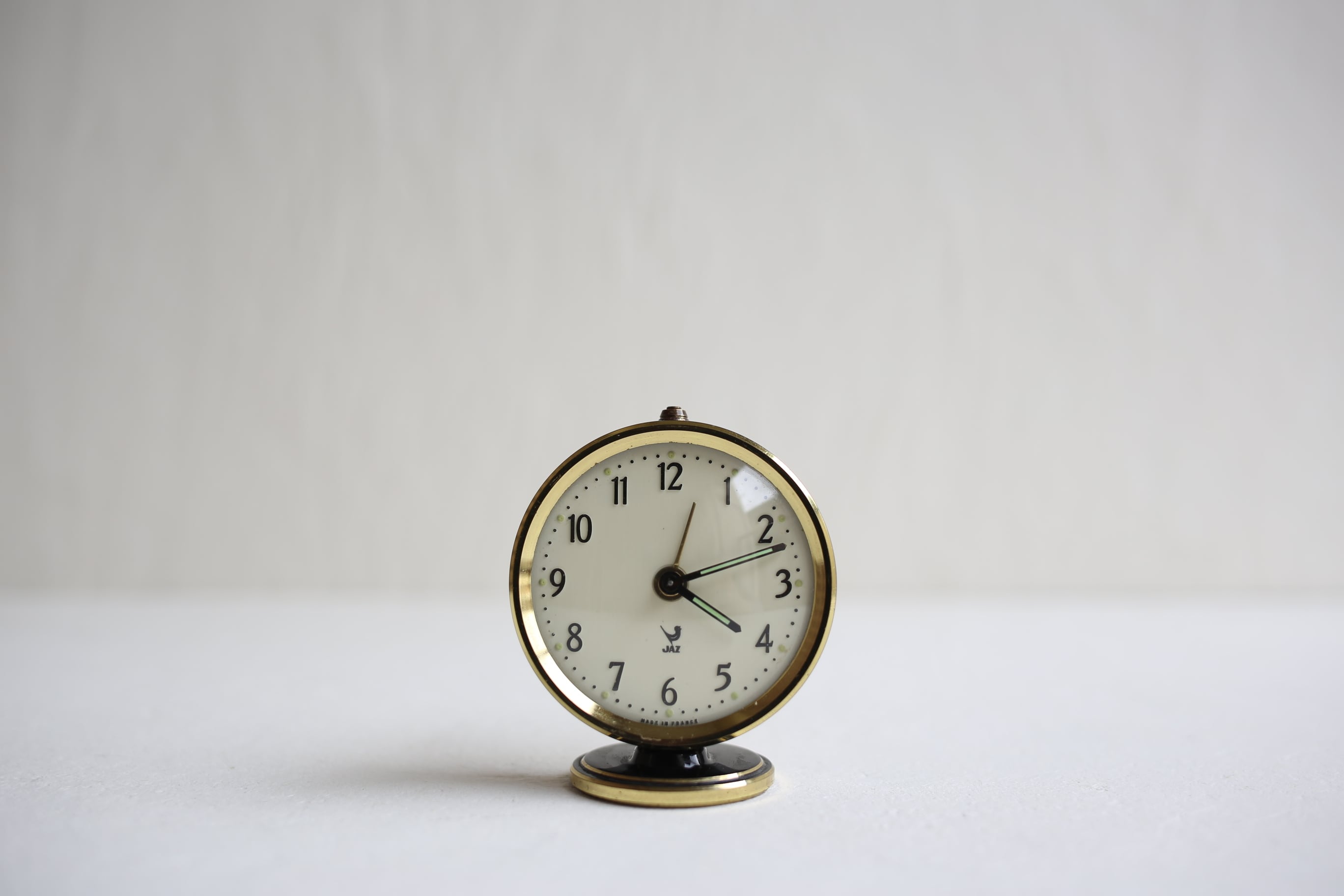 フランス アンティーク ヴィンテージ JAZ 目覚まし時計 ゴールド×ブラック×アイボリーN-03071