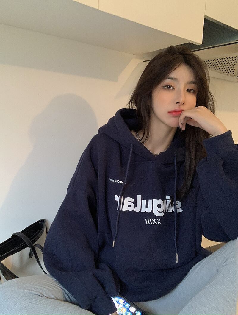 スウェット ルーズブルーフードトップス オータムウィンター コットン 秋物 冬物 ブラックストロベリース47306512015