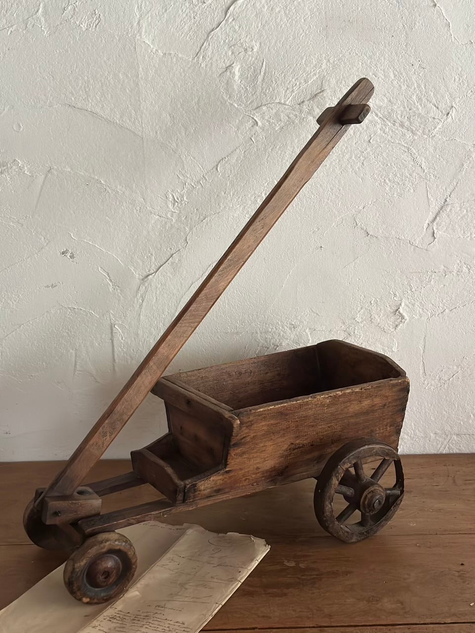 子供用 手押し車 木製トロリー 荷車 | Brocante de La Cocotte
