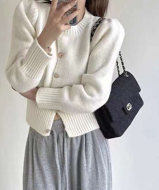 ハートボタンニットカーディガン
