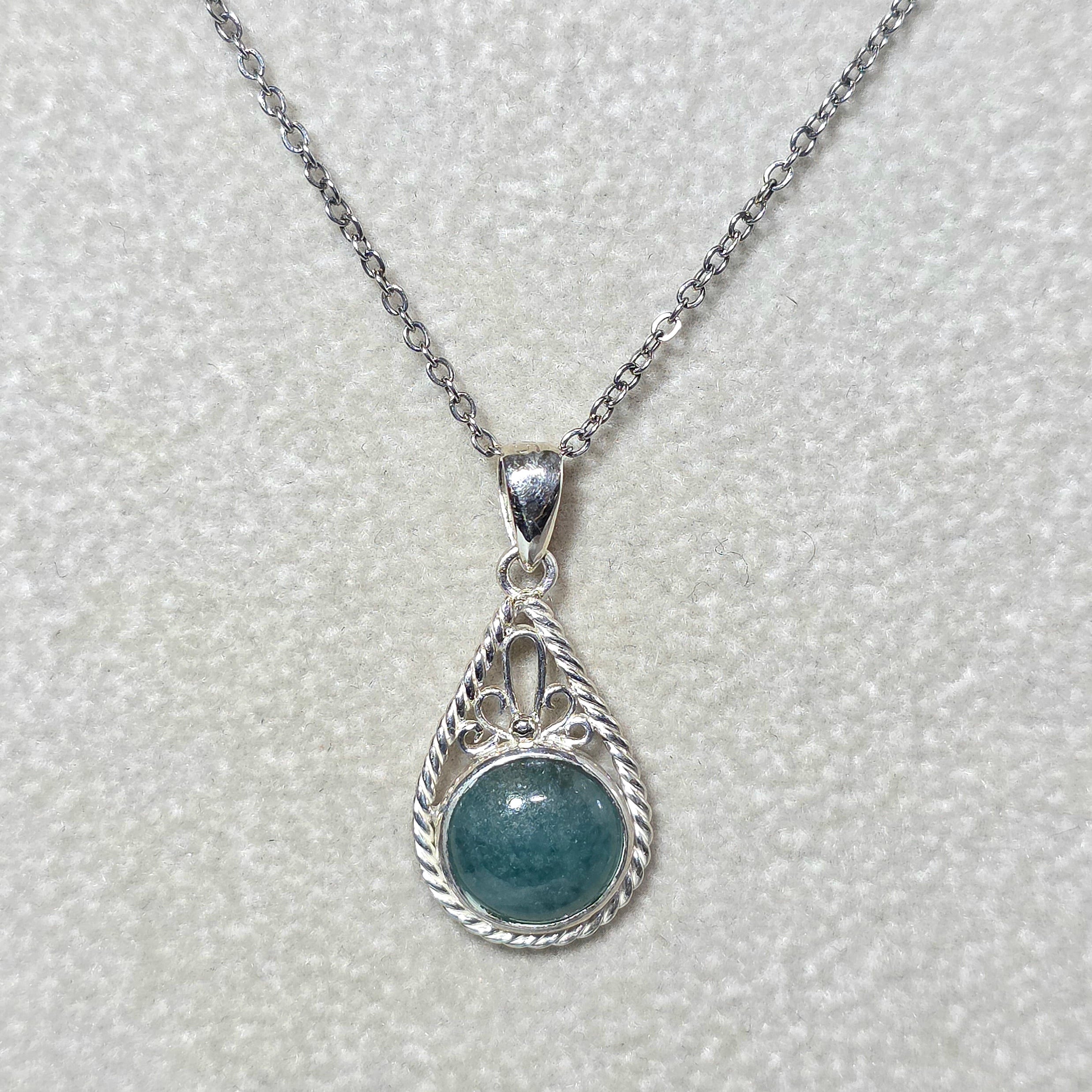 入コン沢ペンダントトップ:糸魚川翡翠:金具シルバー(SV925)付き