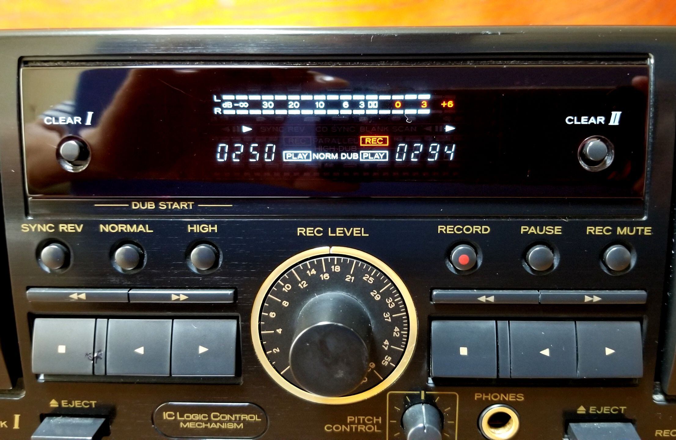 【動作品】TEAC W-790R ダブルカセットデッキ／カセットテープ付き Amazon.co.jp: TEAC カセットデッキ W-790R : 家電＆カメラ