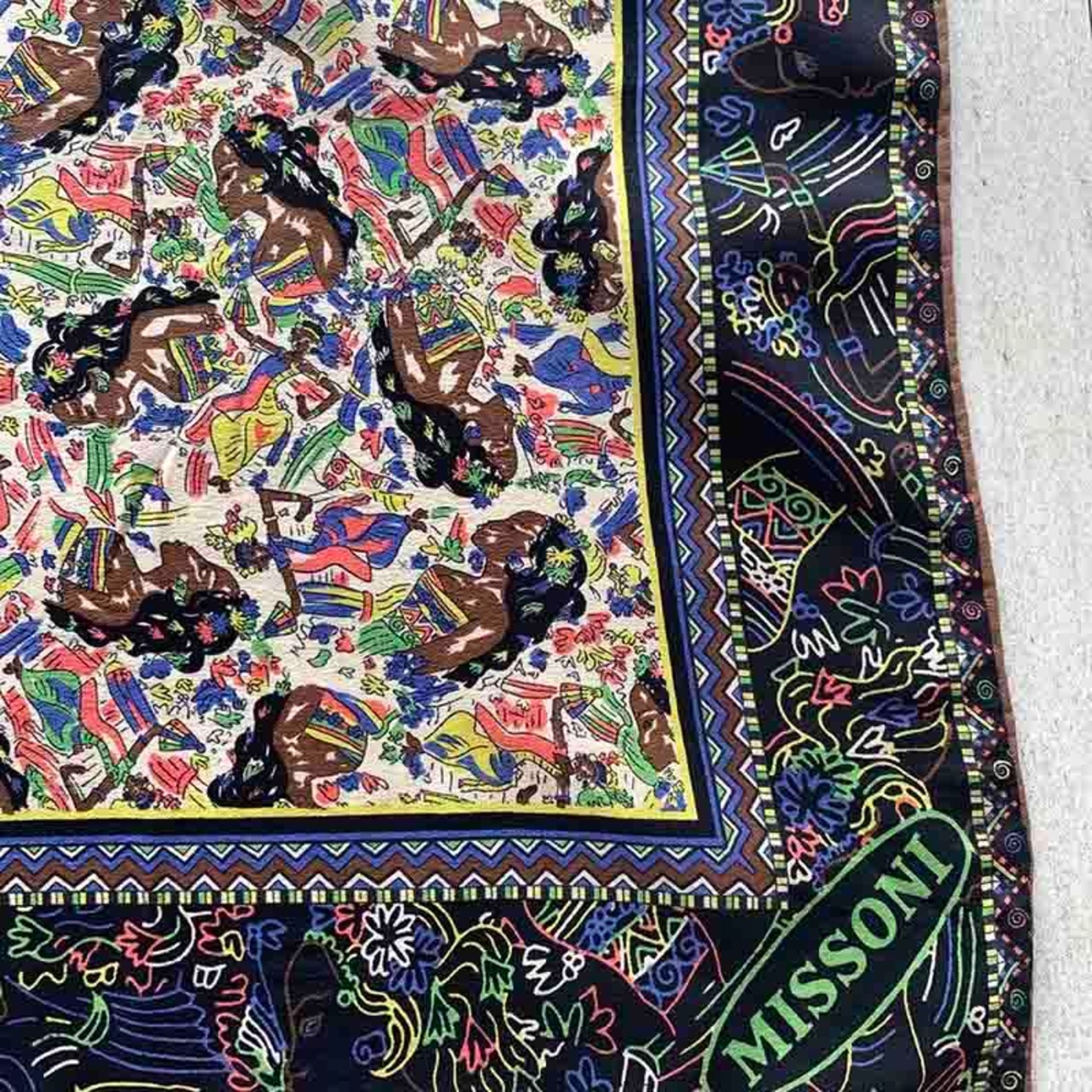 シルクスカーフ　アフリカンモチーフ　MISSONI　 12accm27