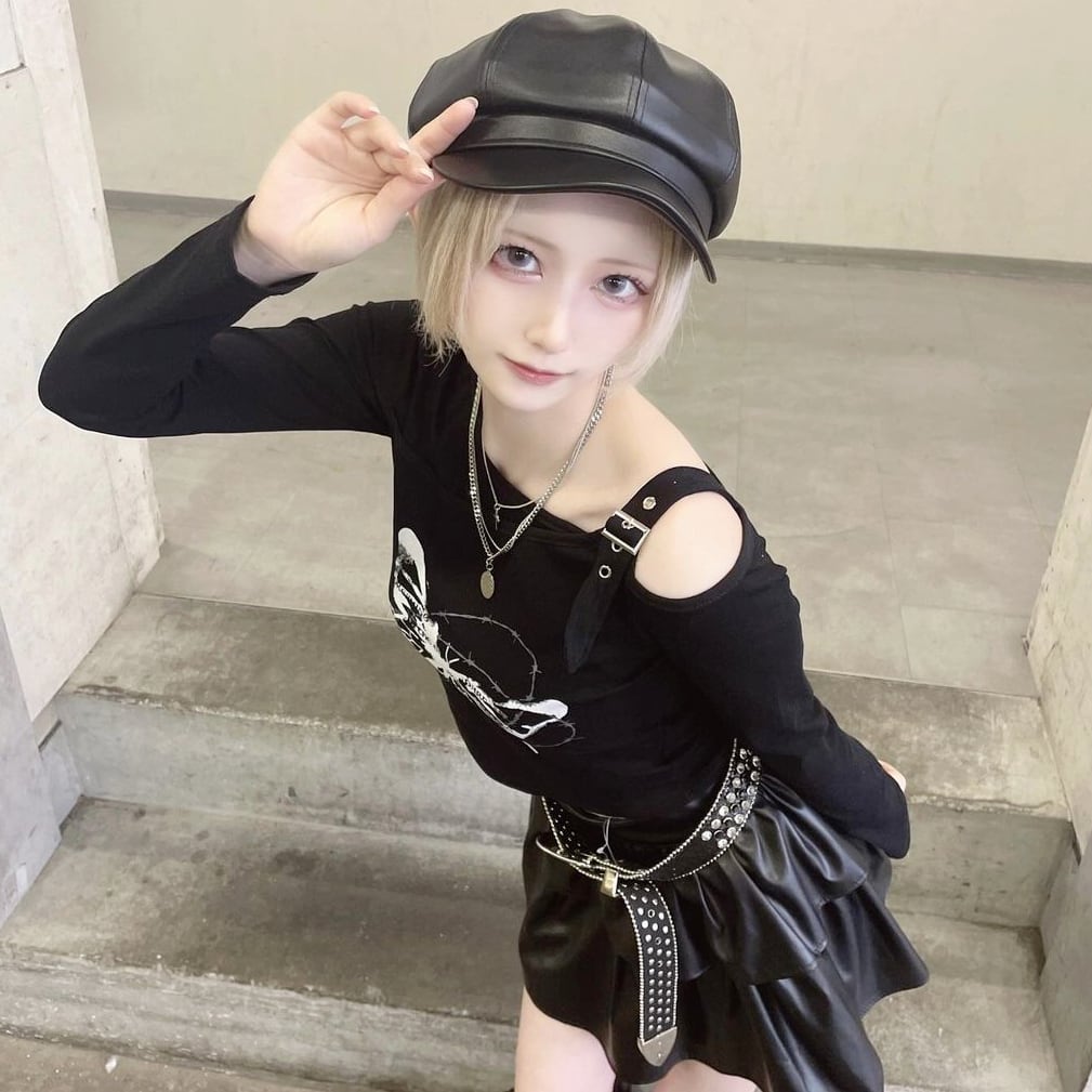 【VOLCAN&APHRODITE】肩ベルトレザーティアードワンピース Mサイズ Butterfly ベルトワンショルピタロンT | VOLCAN&APHRODITE