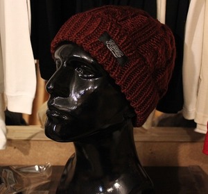 Cable knit cap