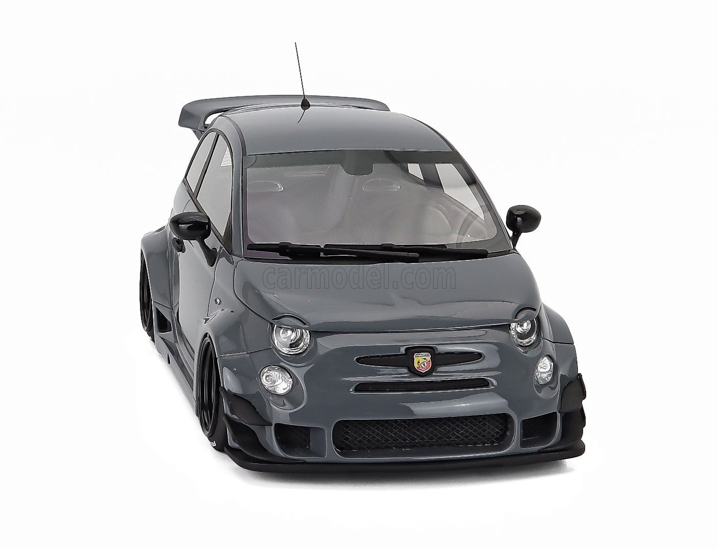 ミニカー 1/18 アバルト 595 TRUESCALE 1/18 FIAT NUOVA 500 ABARTH