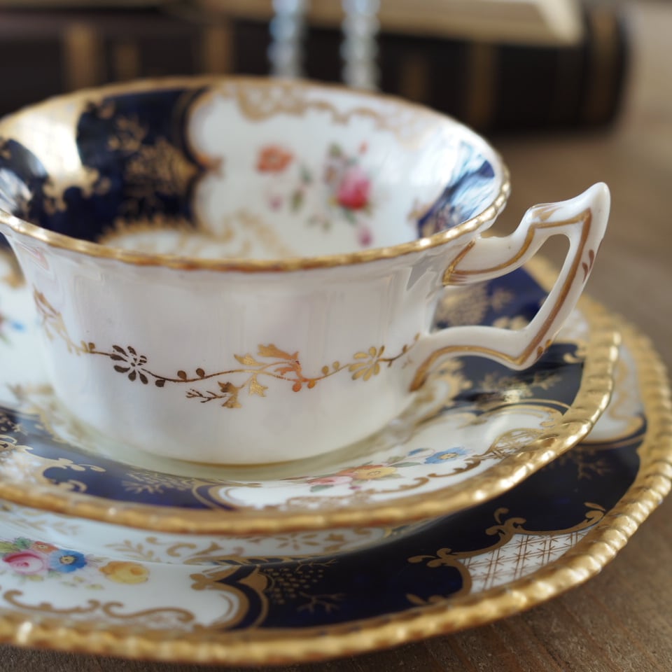 【最終セール】コールポート バットウィング アンティーク ティーカップ＆ソーサー 最終セール】コールポート バットウィング アンティーク ティーカップ