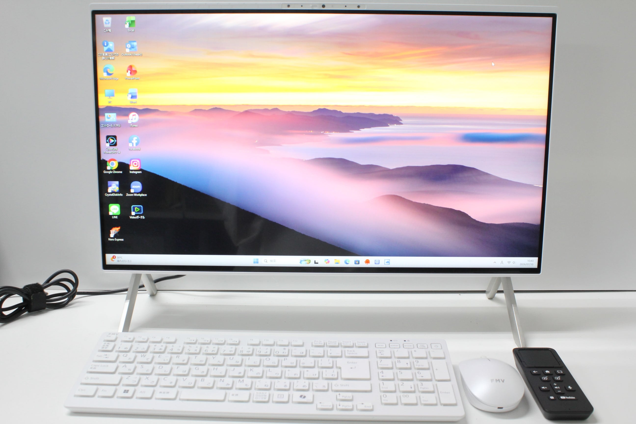 中古一体型デスクトップ】富士通〈ESPRIMO FH77/G3〉第11世代Core i7