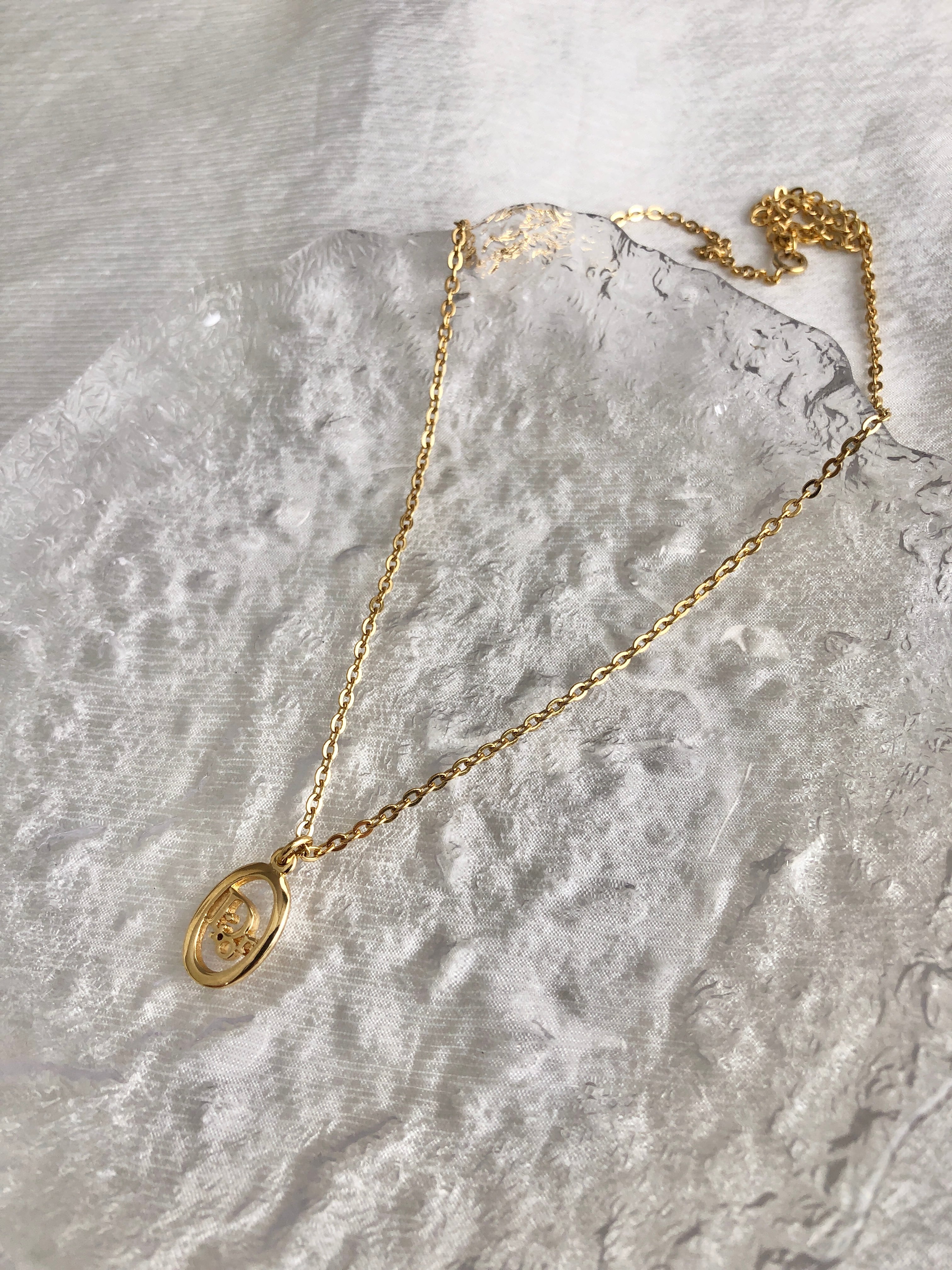 Christian Dior クリスチャン ディオール ネックレス ゴールド Diorロゴ オーバル vintage ヴィンテージ オールド b3nfby