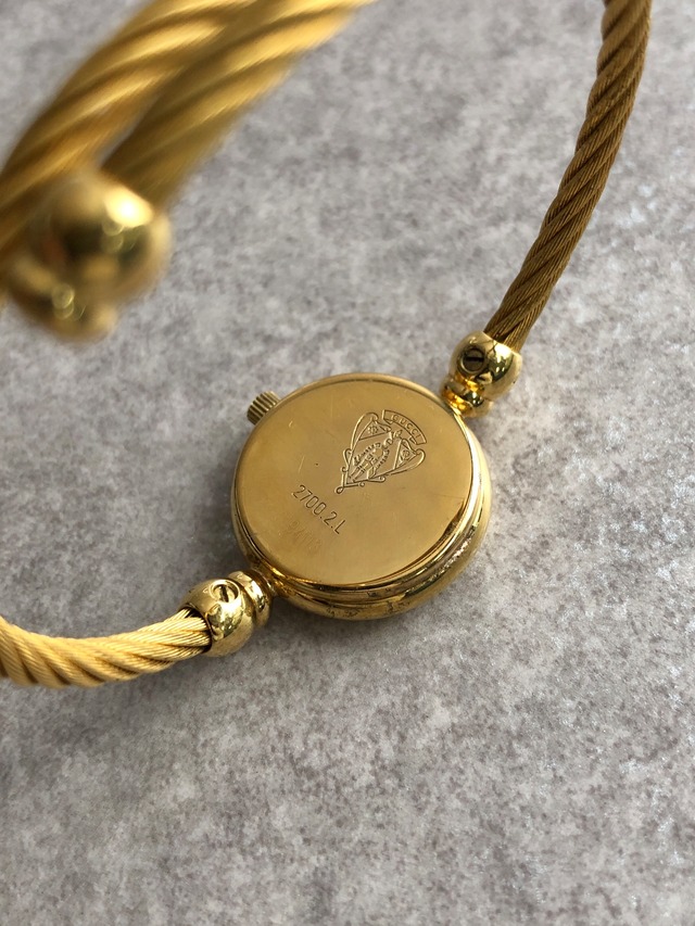 GUCCI グッチ 腕時計 ゴールド×ブラック ステンレススチール バングル 2700.2.L クウォーツ vintage ヴィンテージ オールド 8iznpb