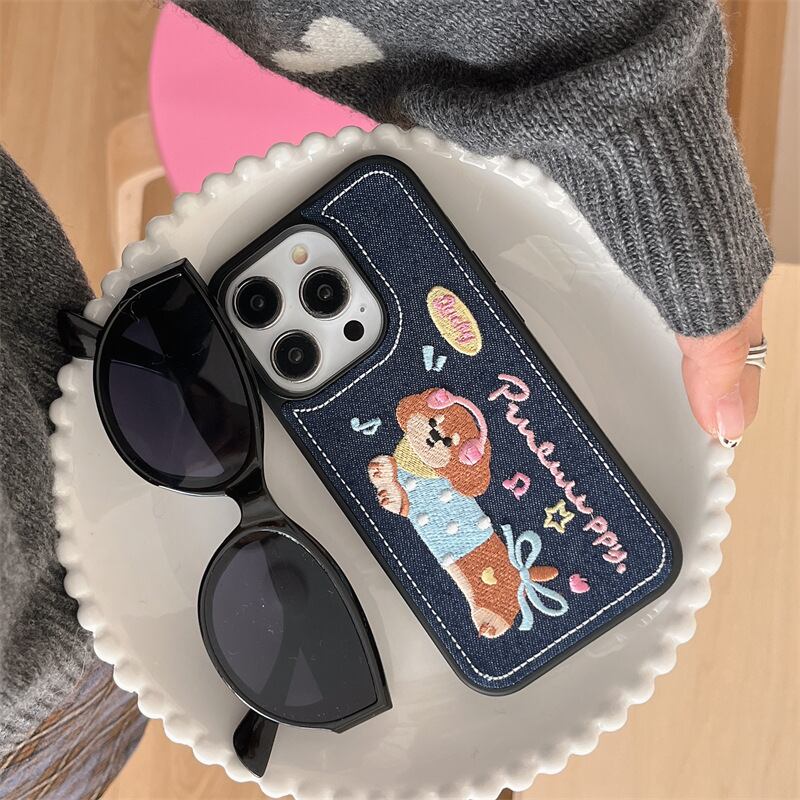 デニムに刺繍◎周りと被らない！かわいい ヘッドフォンをしたダックス