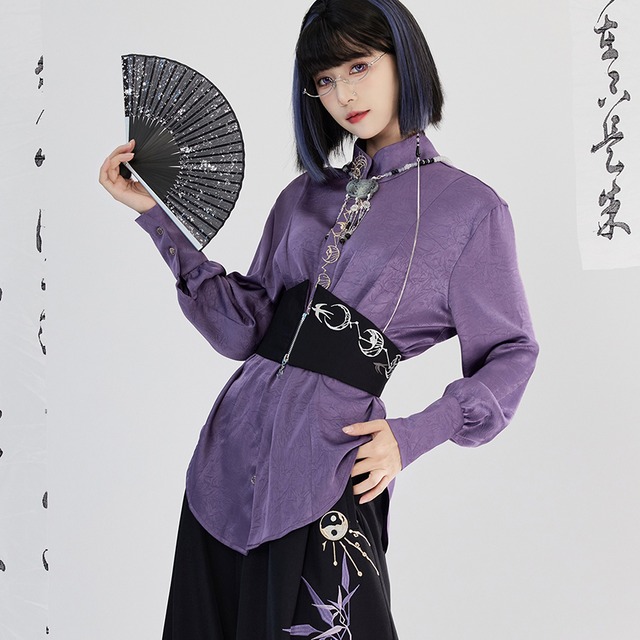 中華ゴシック 長袖シャツ ムーンフェイス 刺繍 ユニセックス 卿棠