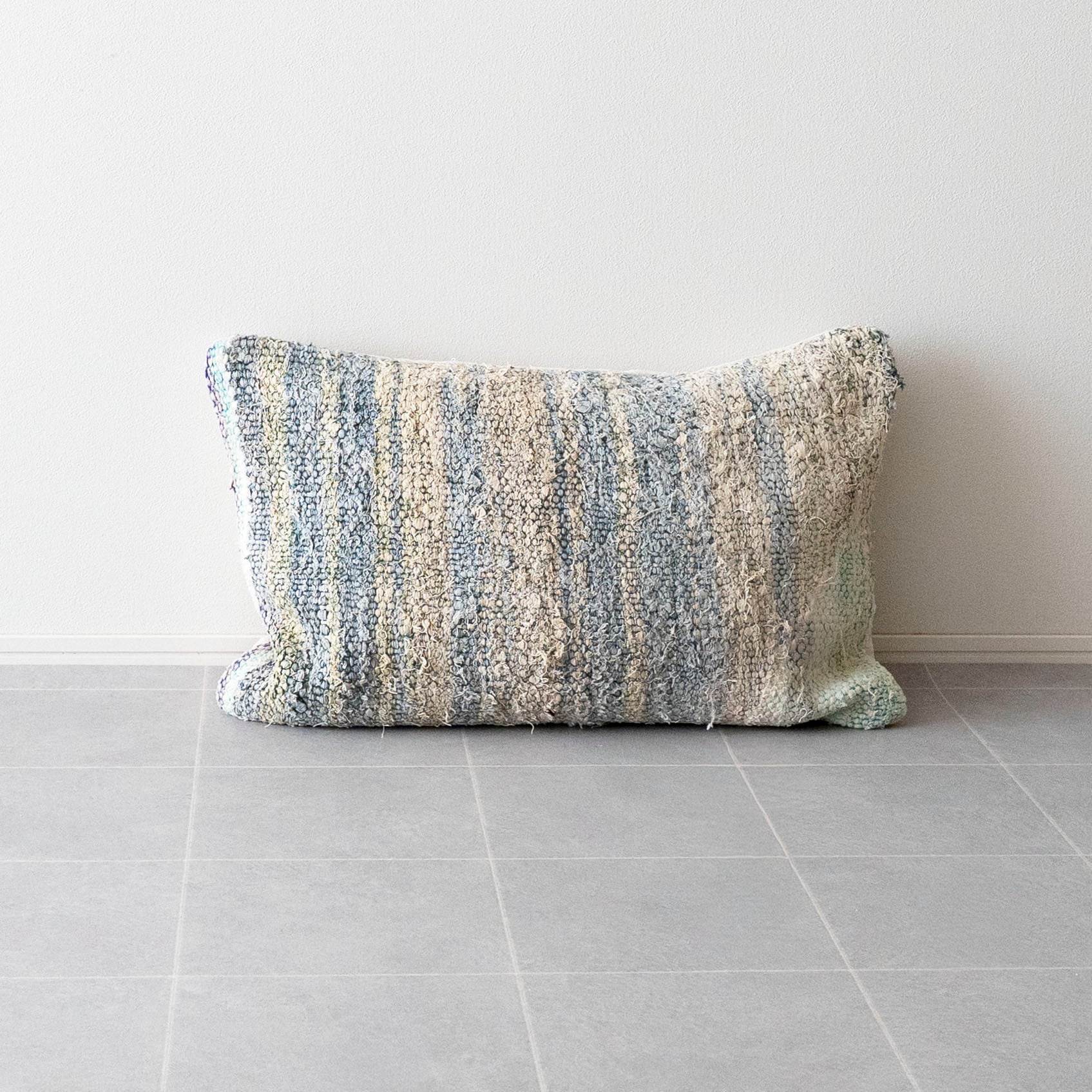 【Vintage】キリム・クッションカバー ”Mist” 40cm×60㎝