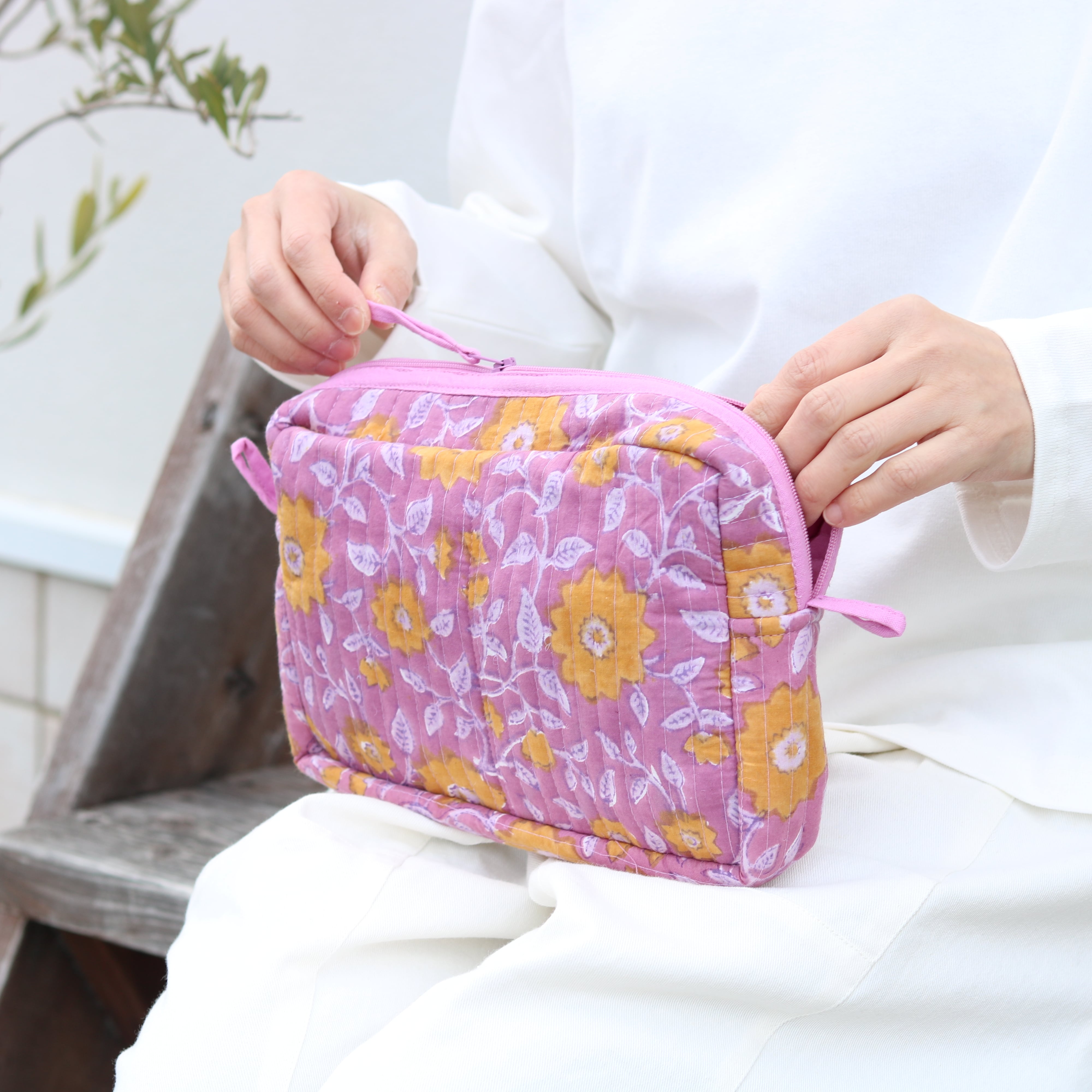 shesay ブロックプリント キルティングポーチ ベインフラワー | Zakka