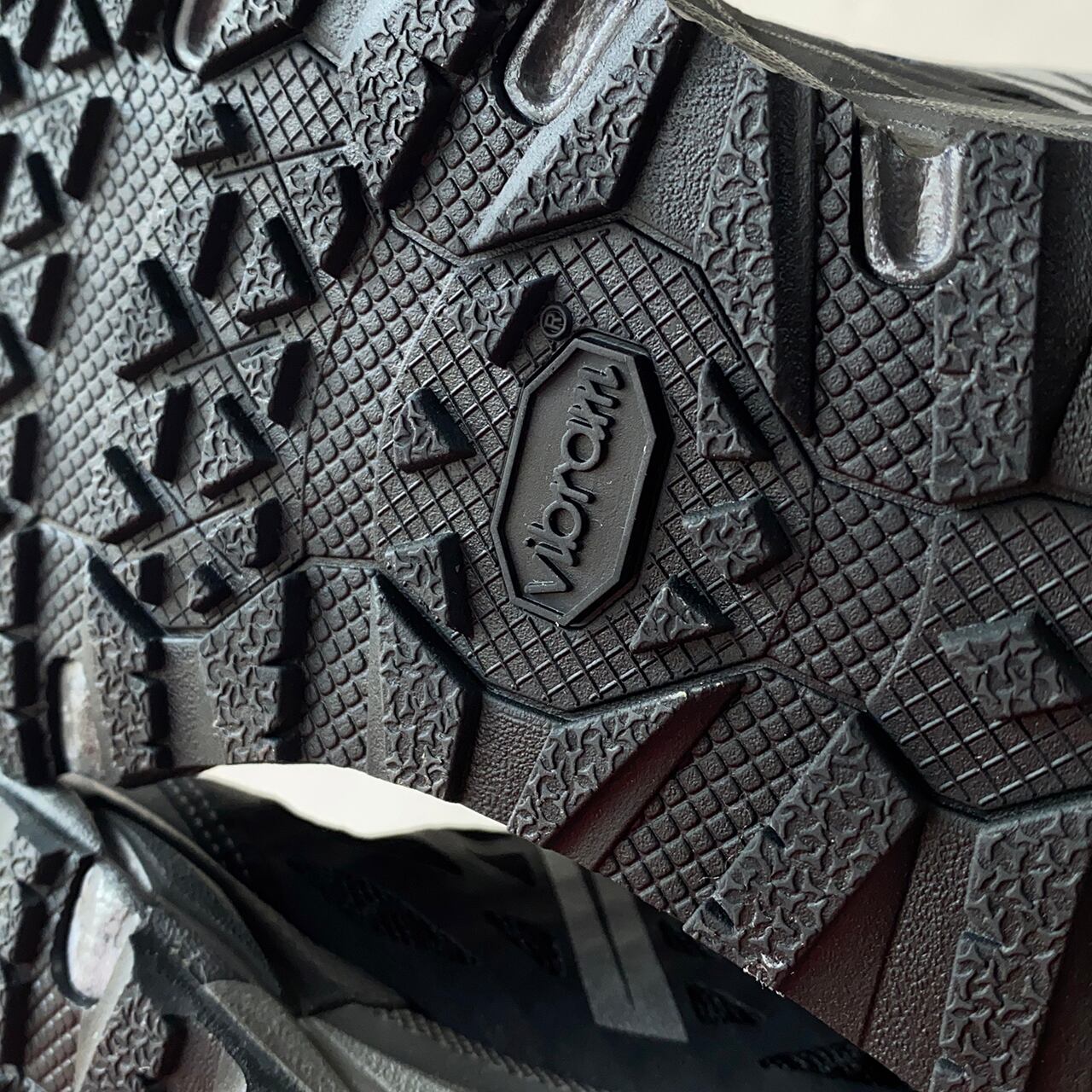 NEW BALANCE】ミリタリー ランニング トレーナー 950V2 WOMENS