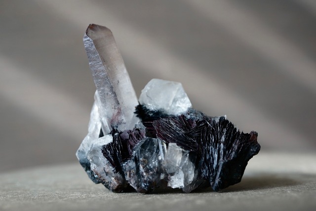 アイアンローズ/クォーツ Iron Rose/Quartz 1555