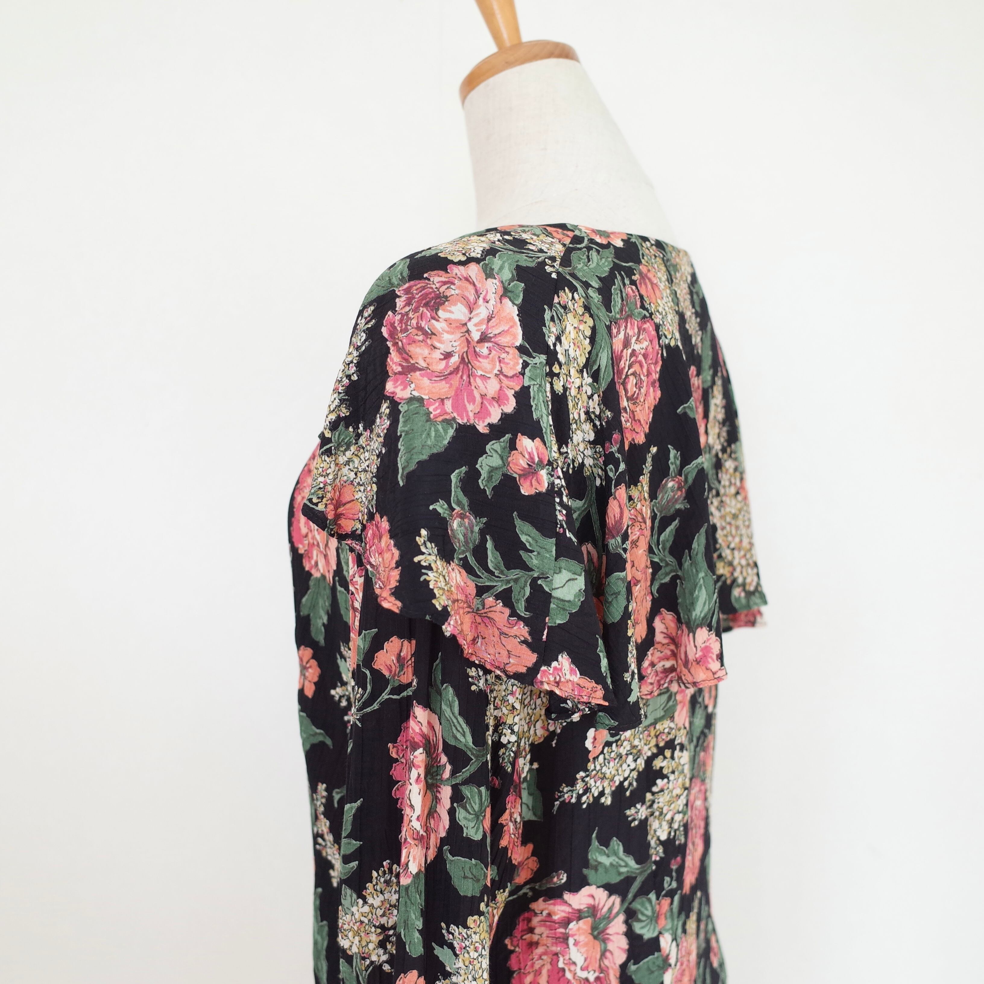 Big collar flower print blouse