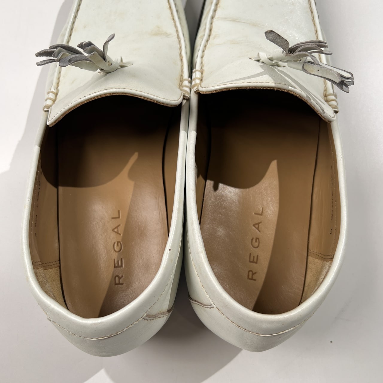 REGAL リーガル タッセル ローファー レザー シューズ サイズ 27 /ホワイト/革靴