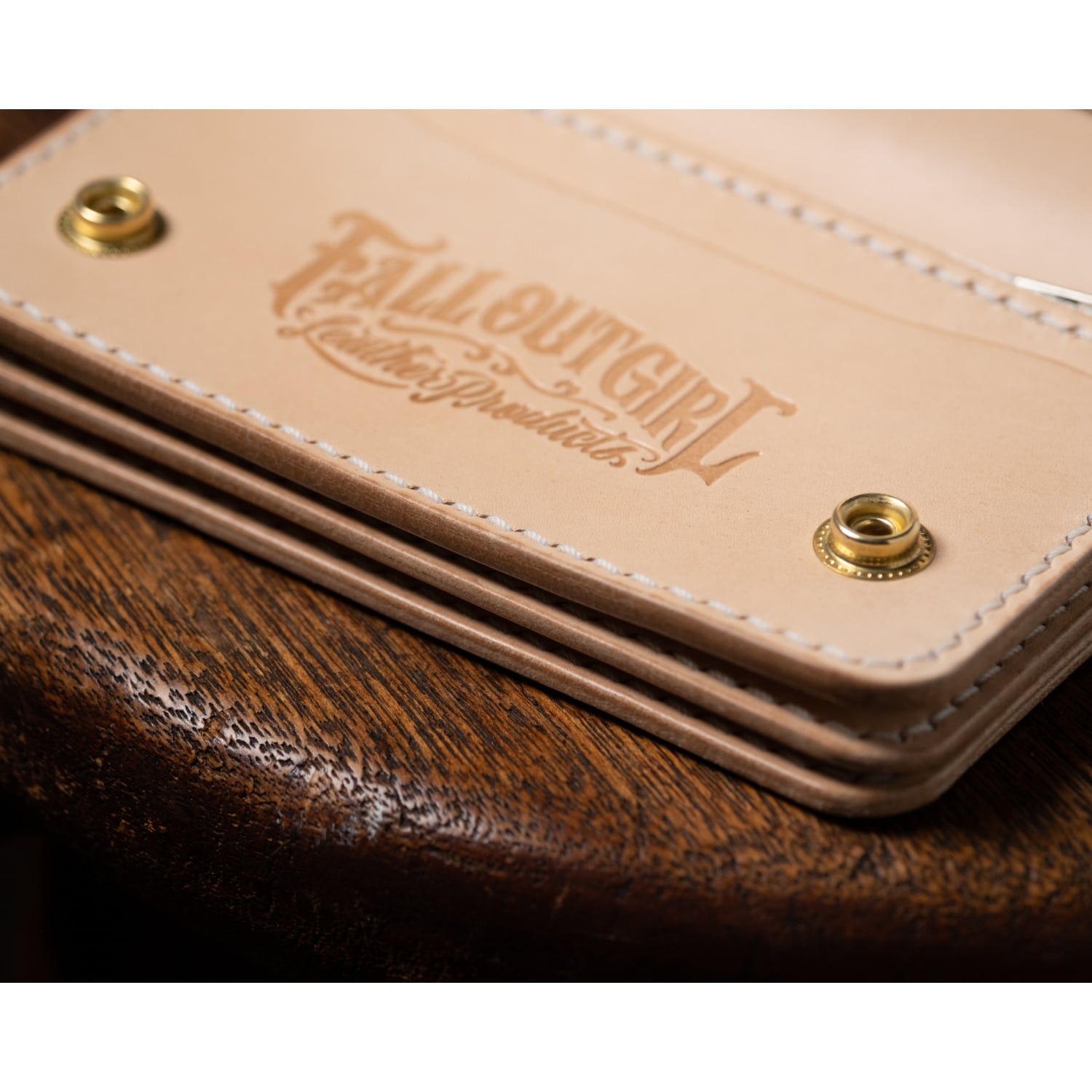 M-TRUCKER T-5 Bi-Fold Natural | FALL OUT GIRL