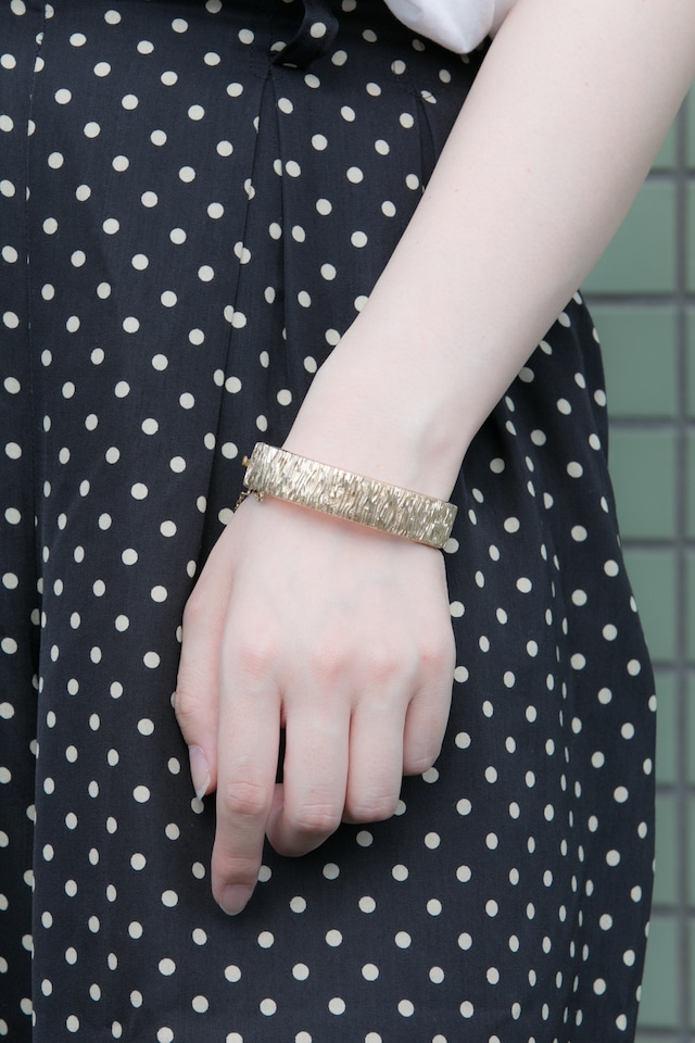 【Run Rabbit Run Vintage 】Gold color pattern bangle