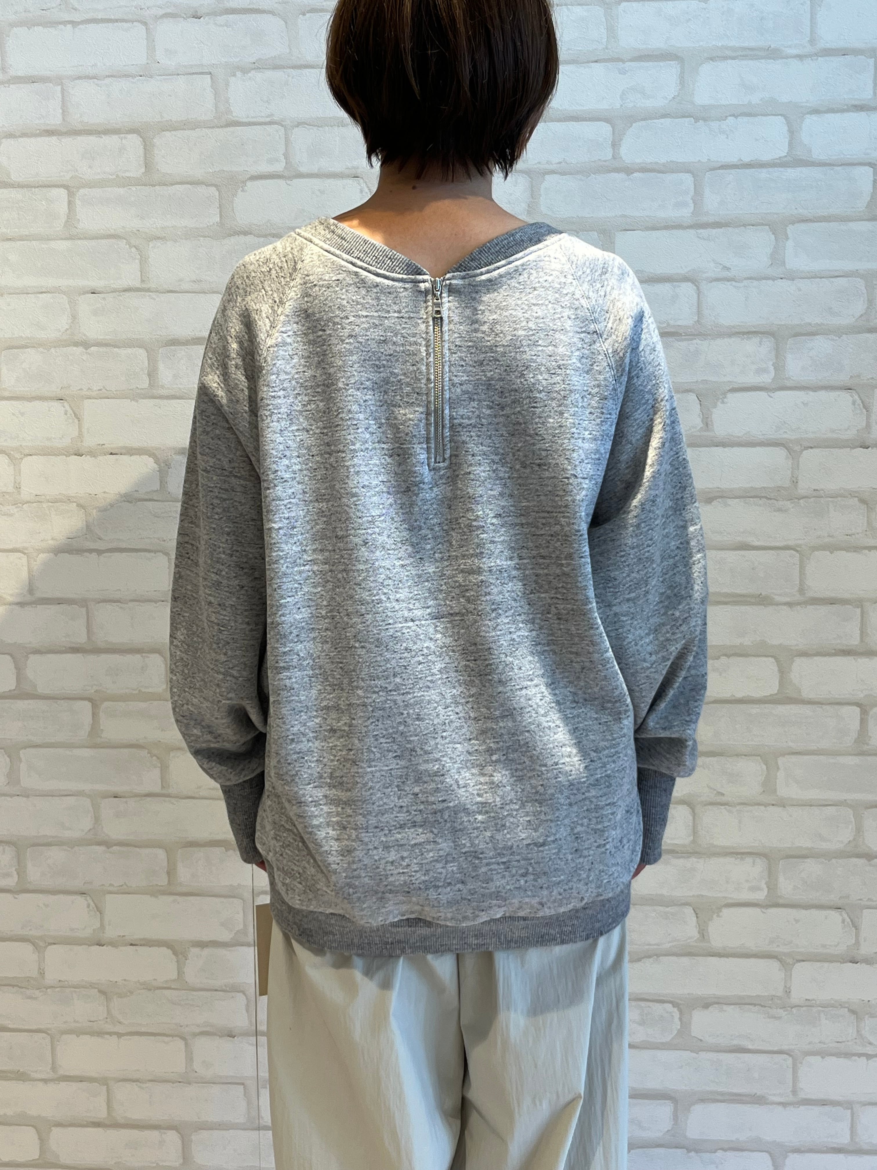 2025AW新作/cafune/535962/スウェットロゴプルオーバー(グレー) | QREEQ