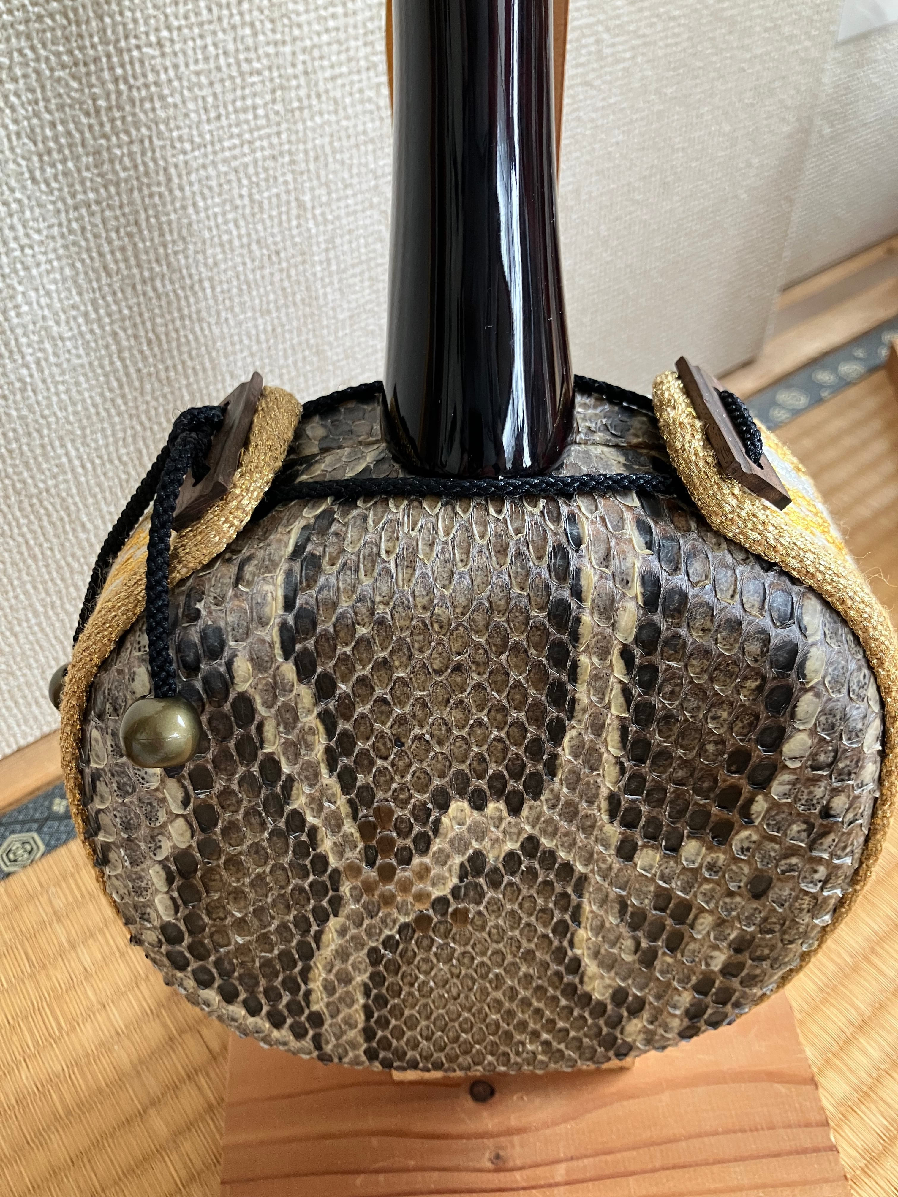 名工 新城慎幸黒檀クバフニスンチ仕上げ | クオレ三線工房えぞ三弦