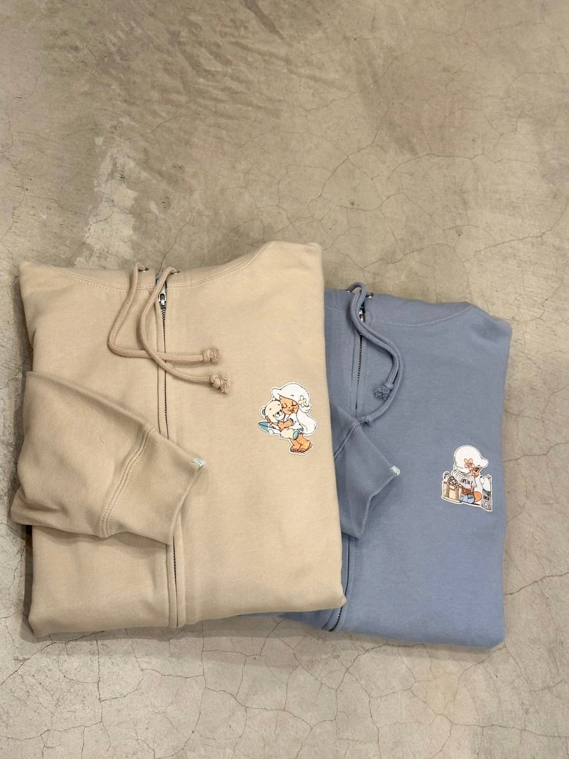 LIFE is × mapua コラボ Springジップパーカー ￥6,990+tax