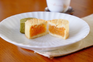 三種の蓮月庭パイナップルケーキ 6個セット 【蓮月庭オリジナル箱入り】