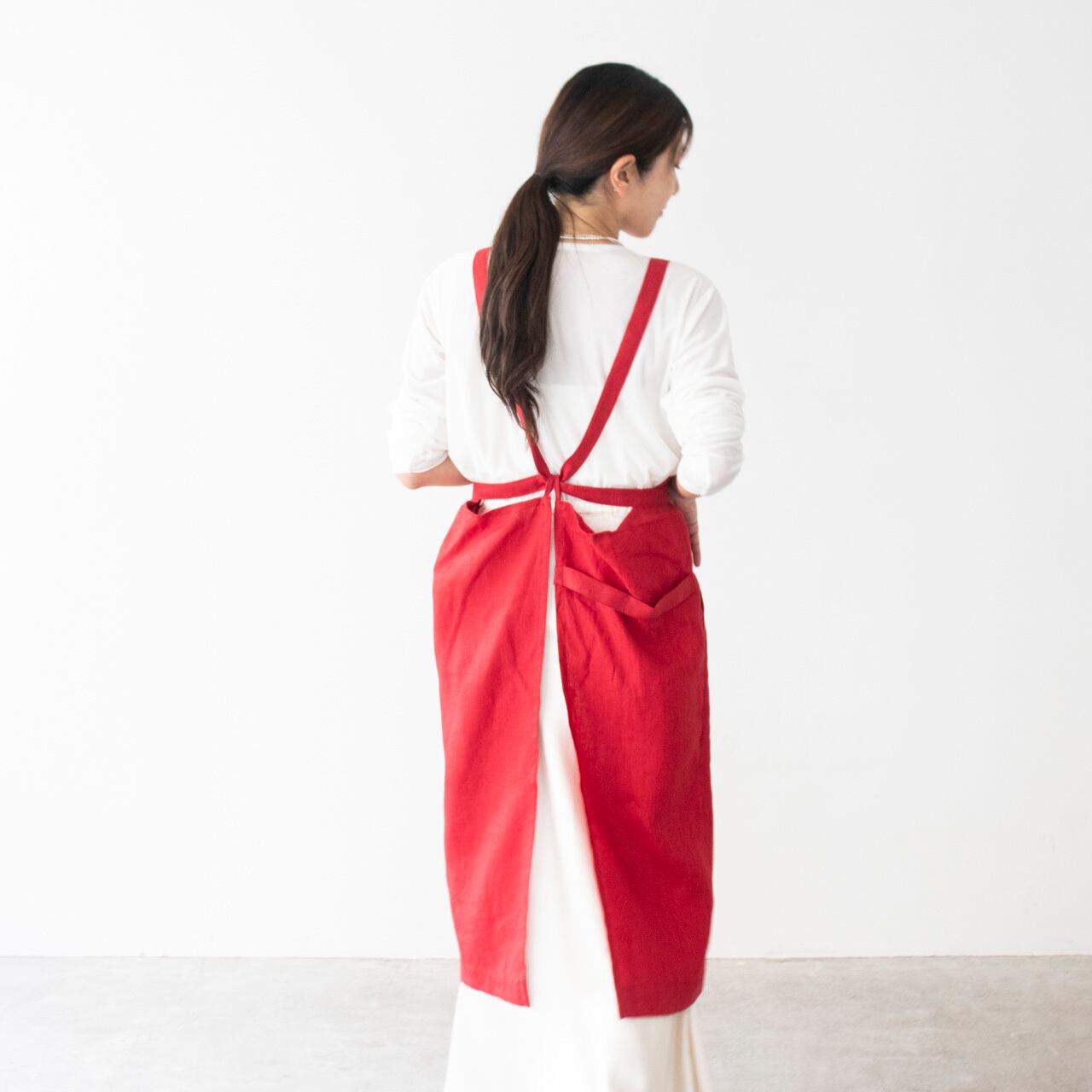 ワンピースエプロン【レッド】 | Ha10 Online Store