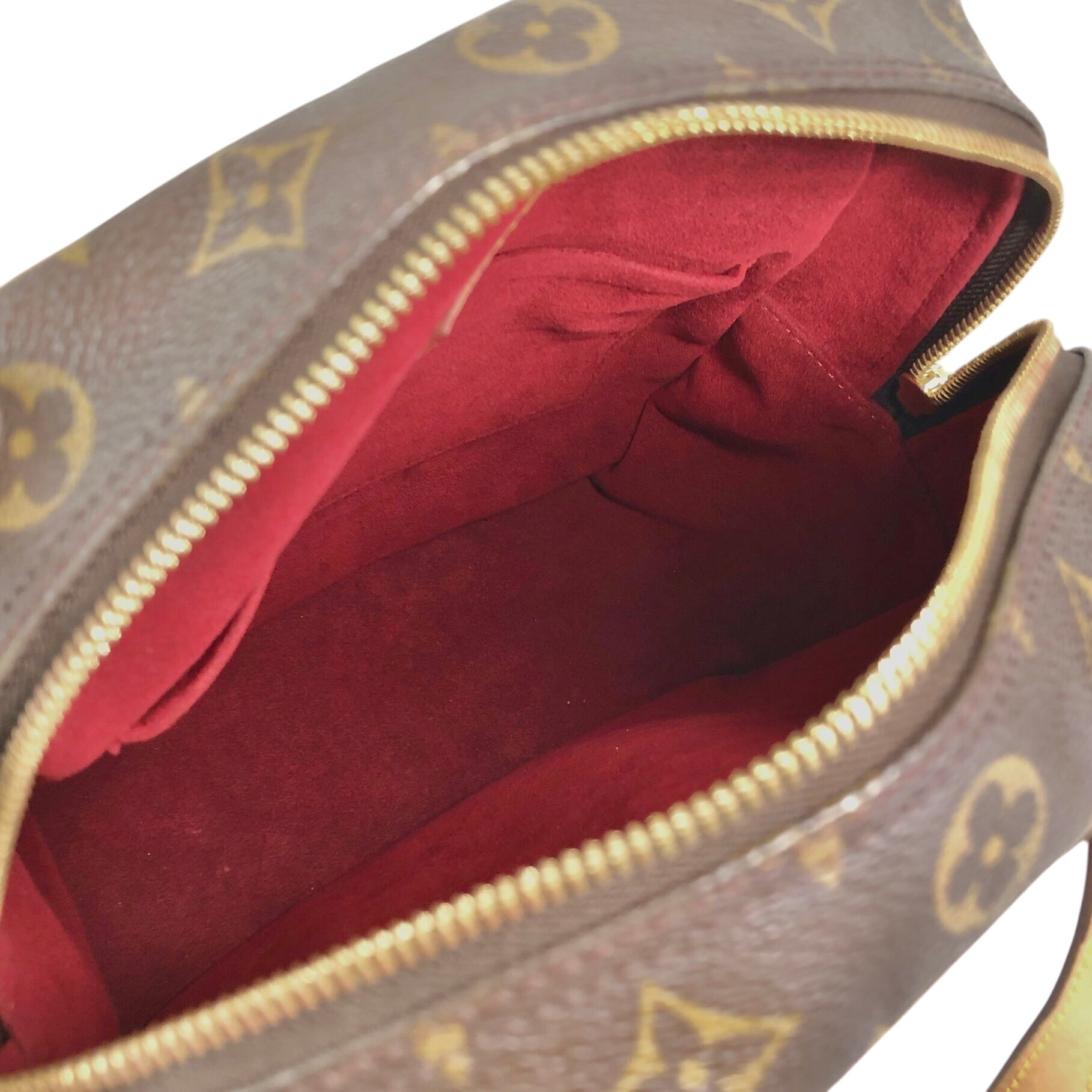 LOUIS VUITTON ルイヴィトン エクサントリ シテ モノグラム