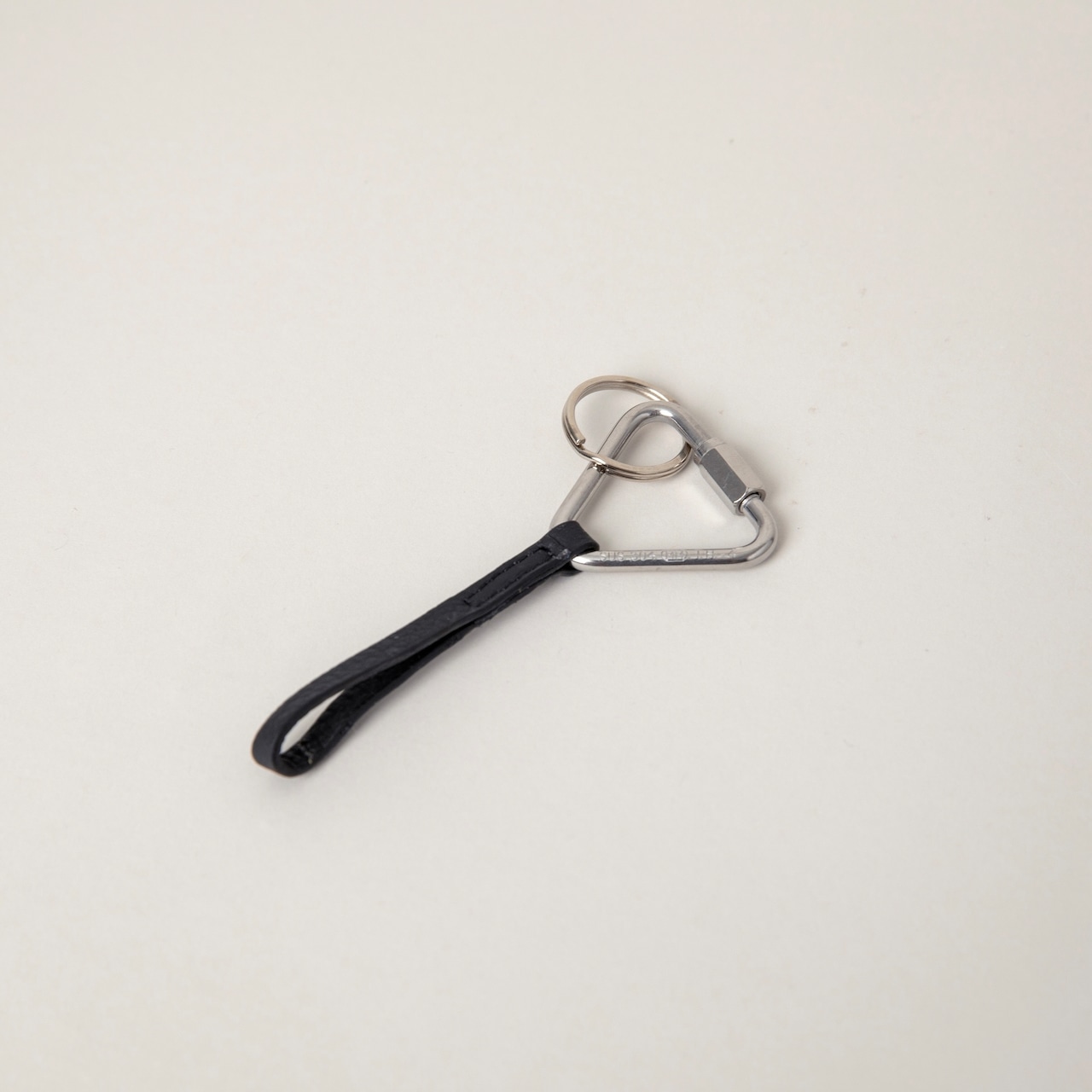 E R A. EO SHRINK TRIANGLE O05S