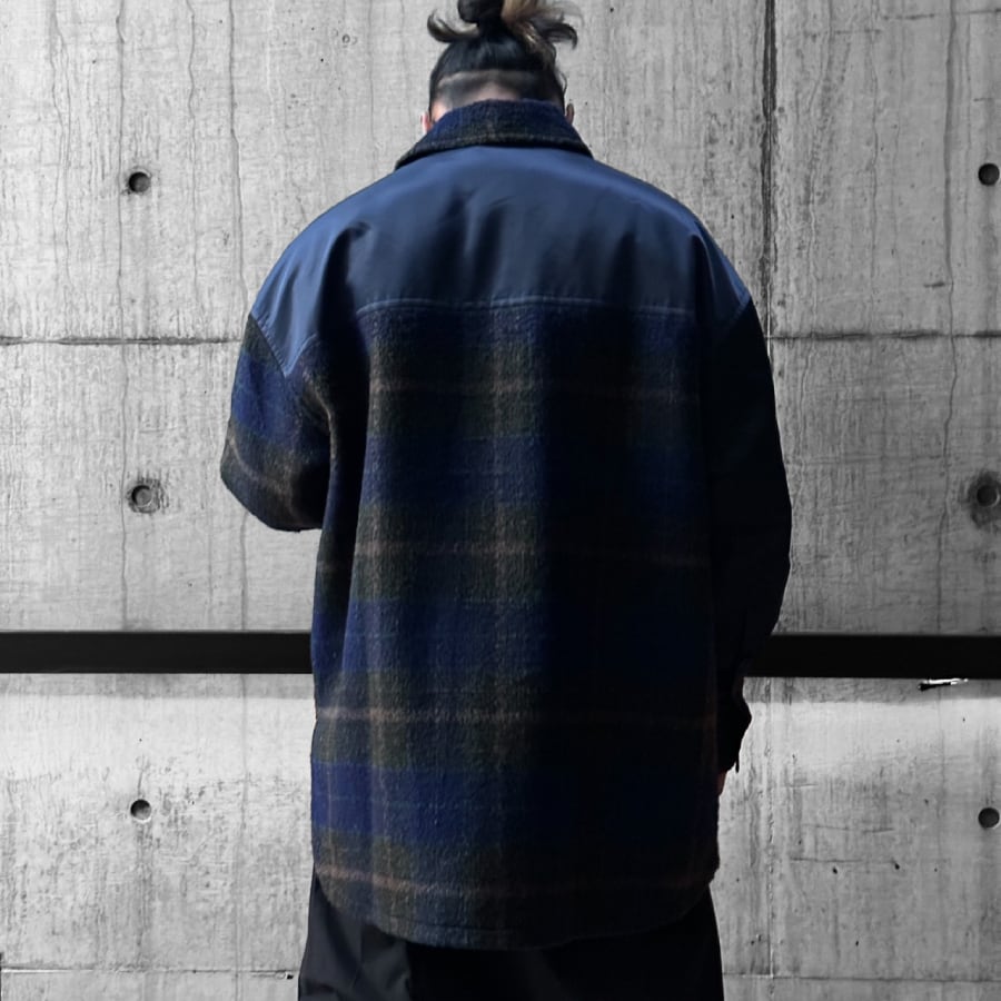 Feng Chen Wang】PANELLED FLANNEL SHIRT JACKET(NAVY) | AYIN