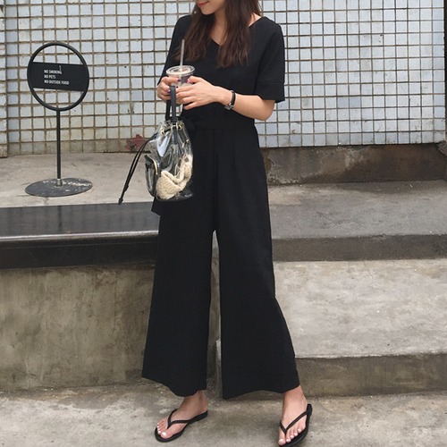 ジャンプスーツ レディース 大きいサイズ オールインワン サスペンダー S M L XL 夏 ロング丈 ワイドパンツ 上品 ブラック 黒 無地 Vネック 10代 20代 大人可愛い カジュアル