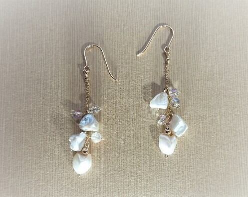 天然ケシパール×レインボーオーラ Mediumピアス (14Kgf)