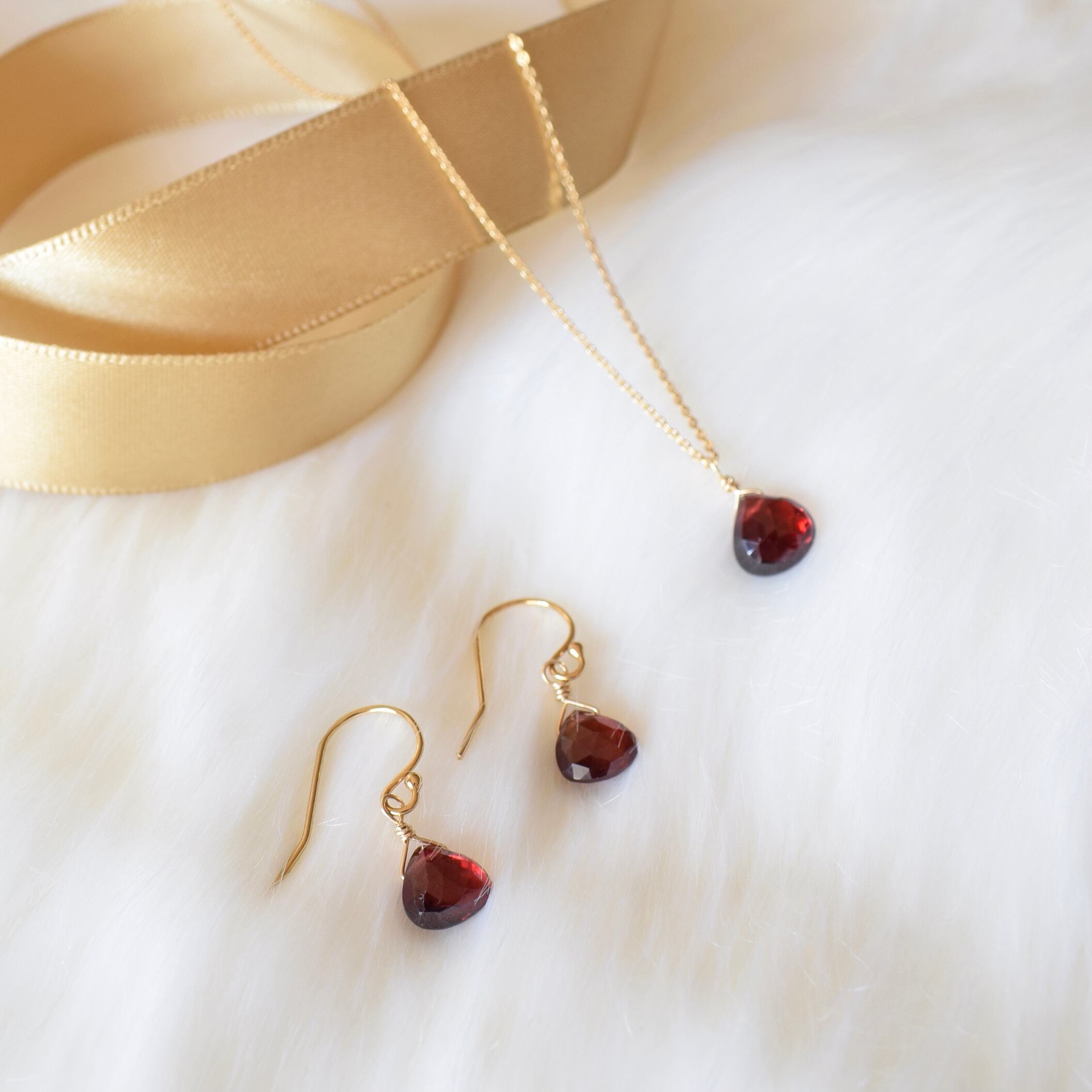 2点セット ネックレス ガーネット ピアス イヤリング ゴールド 大人 1 