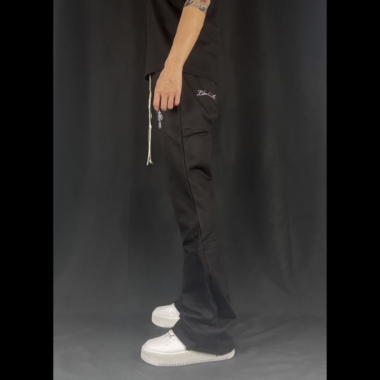 ERDOLADO brand logo white sweat flare pants - 4