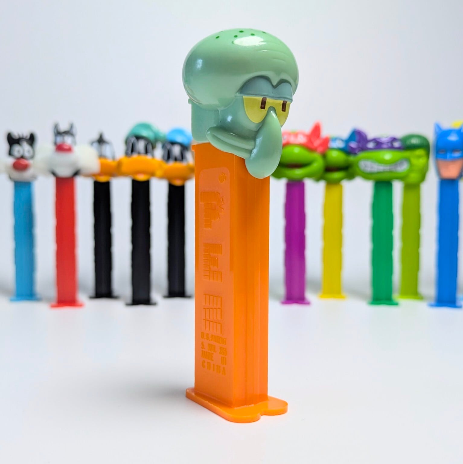 ☆ VINTAGE2008 ☆【 SpongeBob SquarePants ( スポンジボブ )  】『 イカルド 』PEZ / ペッツ / CANDY&DISPENSER  〚アメリカン雑貨 アメトイ〛