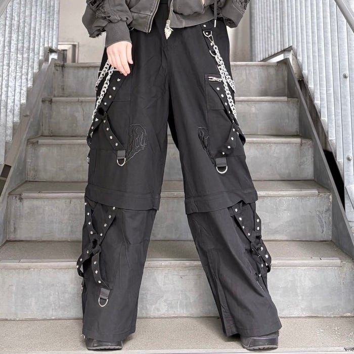 【Backstage pass】CHESTER B（チェスター ビー)チェーン付スタッズ ワイド カーゴパンツ NGS4206 パンツ ユニセックス サブカル 地雷系