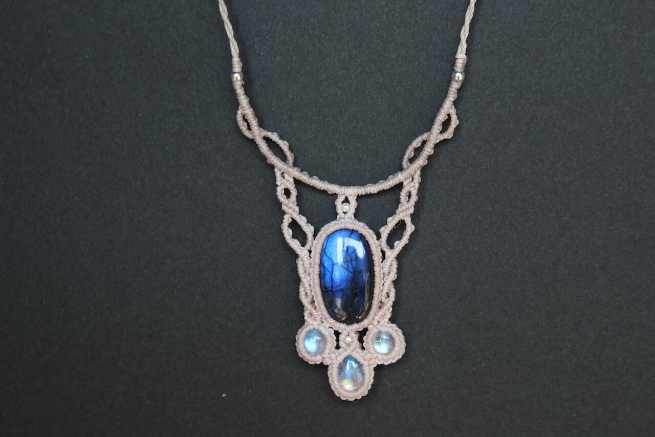 Labradorite & Rainbow moonstone micro macrame necklace